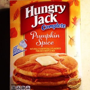 just_about_anything_comes_in_pumpkin_spice_flavor-pancakes.jpg