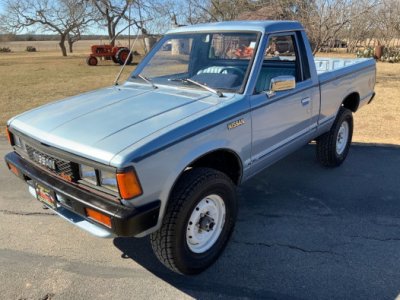 1986-nissan-pickup-std-bed-deluxe-5-spd.jpeg
