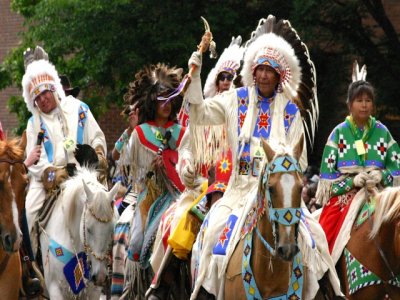 calg first-nations-parade-stampede-scaled.jpg