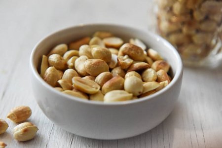 peanuts.jpg