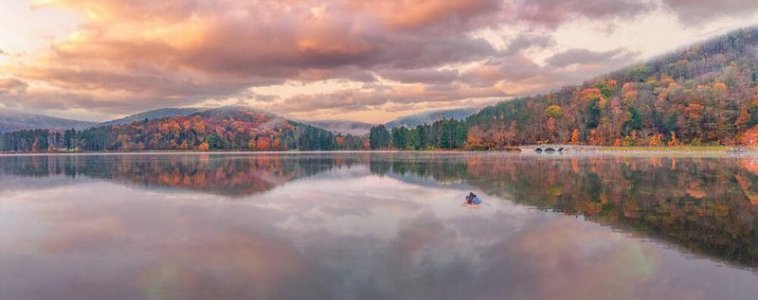 autumn-lake-ling-lu.jpg