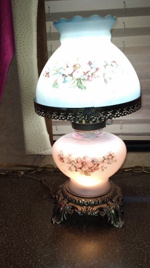 My awesome antique light.jpg