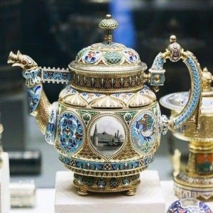 ornate tepot.jpg