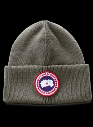 canada-goose-touque.jpg
