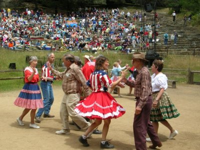 squre dance.jpg