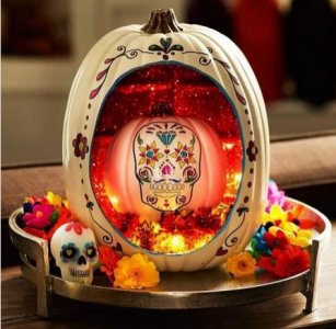 halloween deco .jpg