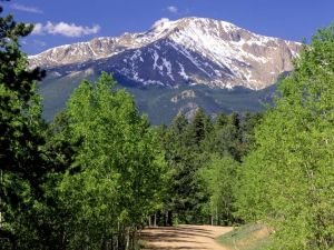 pikes_peakpic.jpg
