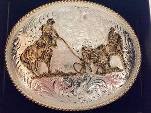 TR Buckle.jpg