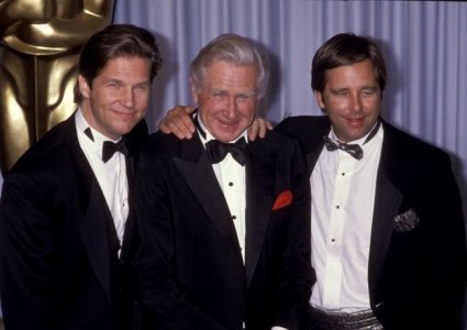 198eec3cb5697e4c5da8fb483851d582--three-bridges-jeff-bridges.jpg