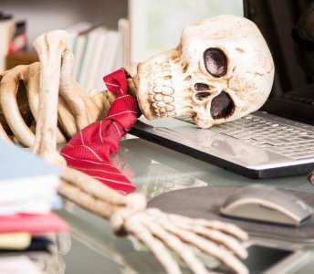 skeleton-on-computer.jpg