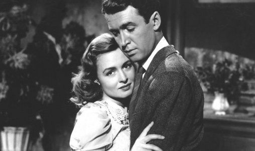 Donna-Reed-Jimmy-Stewart-Its-A-Wonderful-Life-1946.jpg