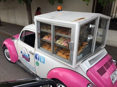 pink cake car.jpg