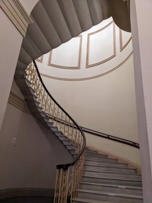 old fashioned stairs in Capitol.jpg