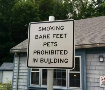 10 Ridiculous Signs That Left People Hilariously Confused.jpg