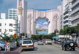 fontainebleau hotel mural.png