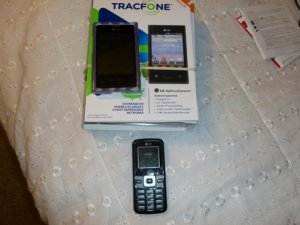 phones (800x600).jpg