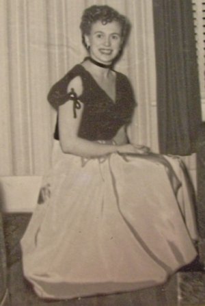 mom circa 1955.jpg