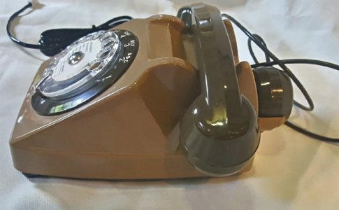 telephone.jpg