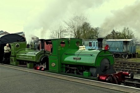 green train.jpg