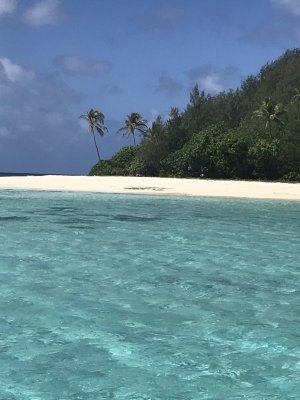 Anchoring Off a Beach for swimming.jpg