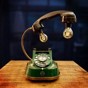 light phone.jpg