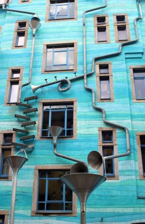 turquoise facade-2358291_1280.jpg