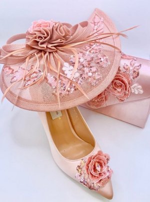 pink hat shoes.jpg