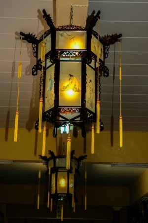 light ceiling-lamp-199198_1280.jpg