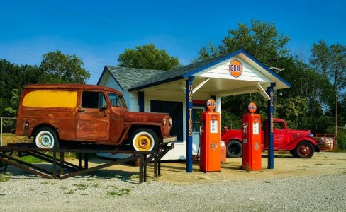 red gas station.jpg