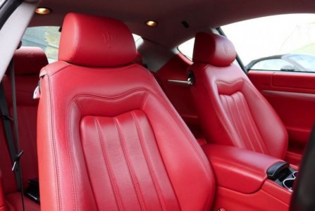 maserati seats.jpg