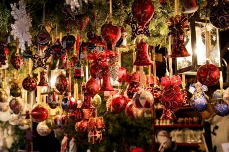 red xmas.jpg