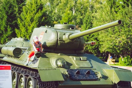 green tank.jpg