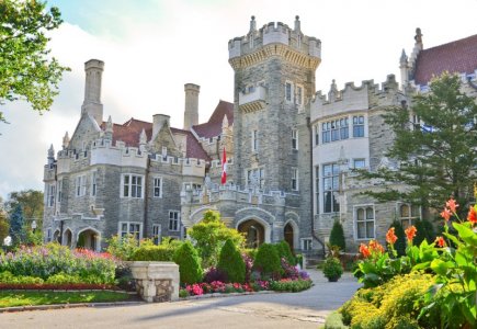 casa loma. toronto.jpg