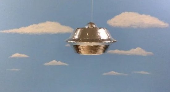 UFO @.jpg