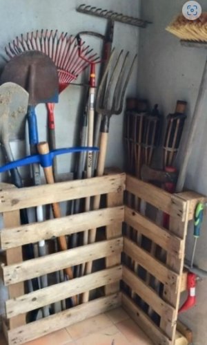 Pallet Garden Tool Holder.jpg