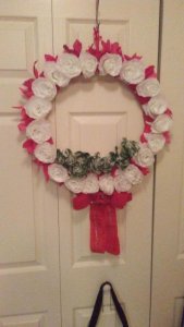 A a wreath red white.jpg