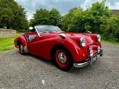 1954_triumph_tr2.jpeg