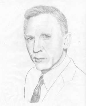 Daniel_Craig_3_half.jpg