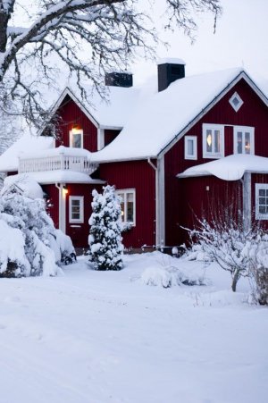 red snow house pinterest.jpg red snow house pinterest.jpg