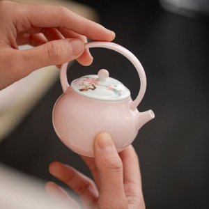 teapot tiny.jpg