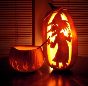 carved pumpkin.jpg