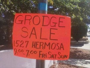 funny-signs-misspelled-garage-sale.jpg