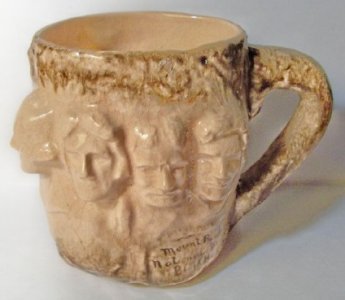 Mt Rushmore cup1.jpg