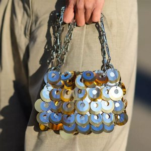 Unique-Purses-_HoldingSquare.jpg