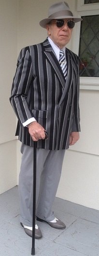 grey blazer 002.JPG