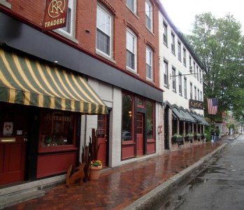 the-grog-restaurant-in.jpg