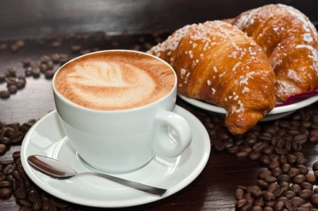 Brioches_with_cappuccino.jpg