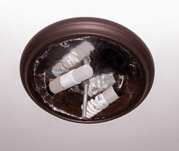 ceiling light.jpg ceiling light.jpg