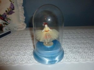 music box (800x600).jpg