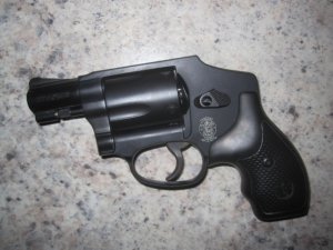 S & W 442.jpg